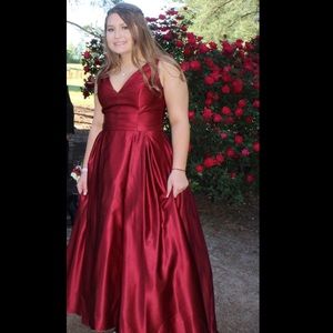 Prom dress size 14 from david’s bridal worn once